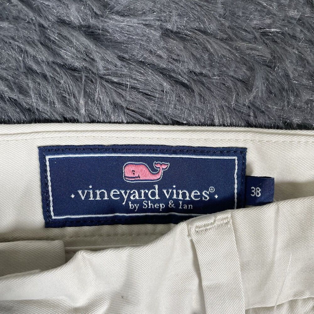 Vineyard Vines Breaker Shorts Men’s Size 38 9” Inseam Beige Preppy Golf NWTS - Picture 2 of 11